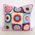 Colorful Granny Square Cushion Pattern step 3 - details and accessories