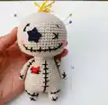 Voodoo Doll Amigurumi Pattern step 2 - assembly progress
