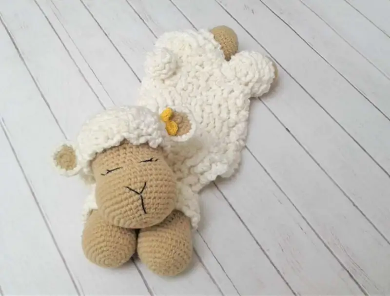 Complimentary Intermediate crochet pattern: Sheep Security Blanket Lovey Amigurumi Pattern - Simple to follow guide