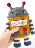Pixie the Robot Amigurumi Pattern step 3 - details and accessories