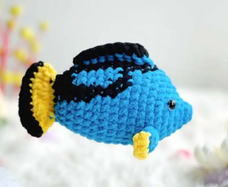 Complimentary Intermediate crochet pattern: Dory Blue Tang Fish Amigurumi Pattern - Simple to follow guide