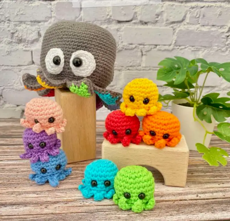 Complimentary Intermediate crochet pattern: Octopus Surprise Amigurumi Pattern - Simple to follow guide