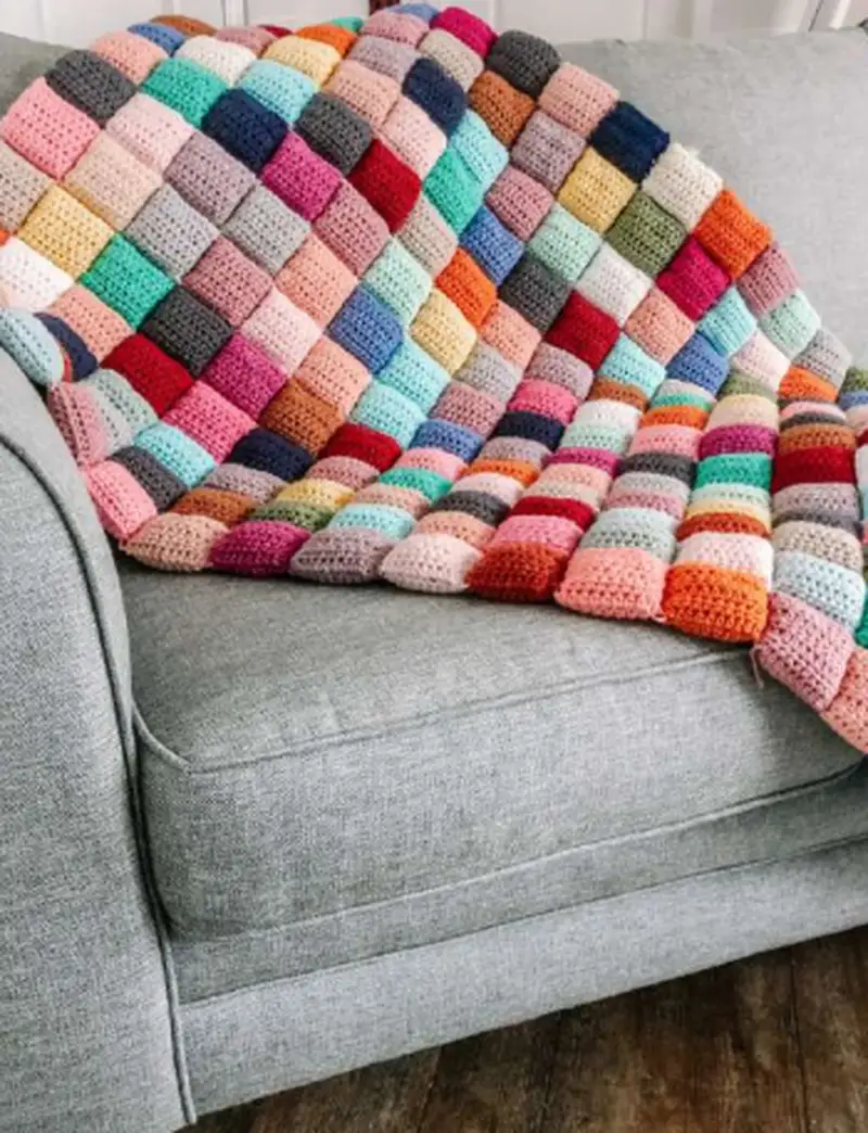 Complimentary Beginner Friendly crochet pattern: Crochet Puff Quilt Blanket Pattern - Simple to follow guide