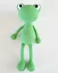 Frog Prince Amigurumi Pattern step 3 - details and accessories