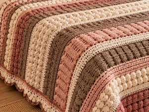 Crochet Striped Bedspread with Matching Pillows 